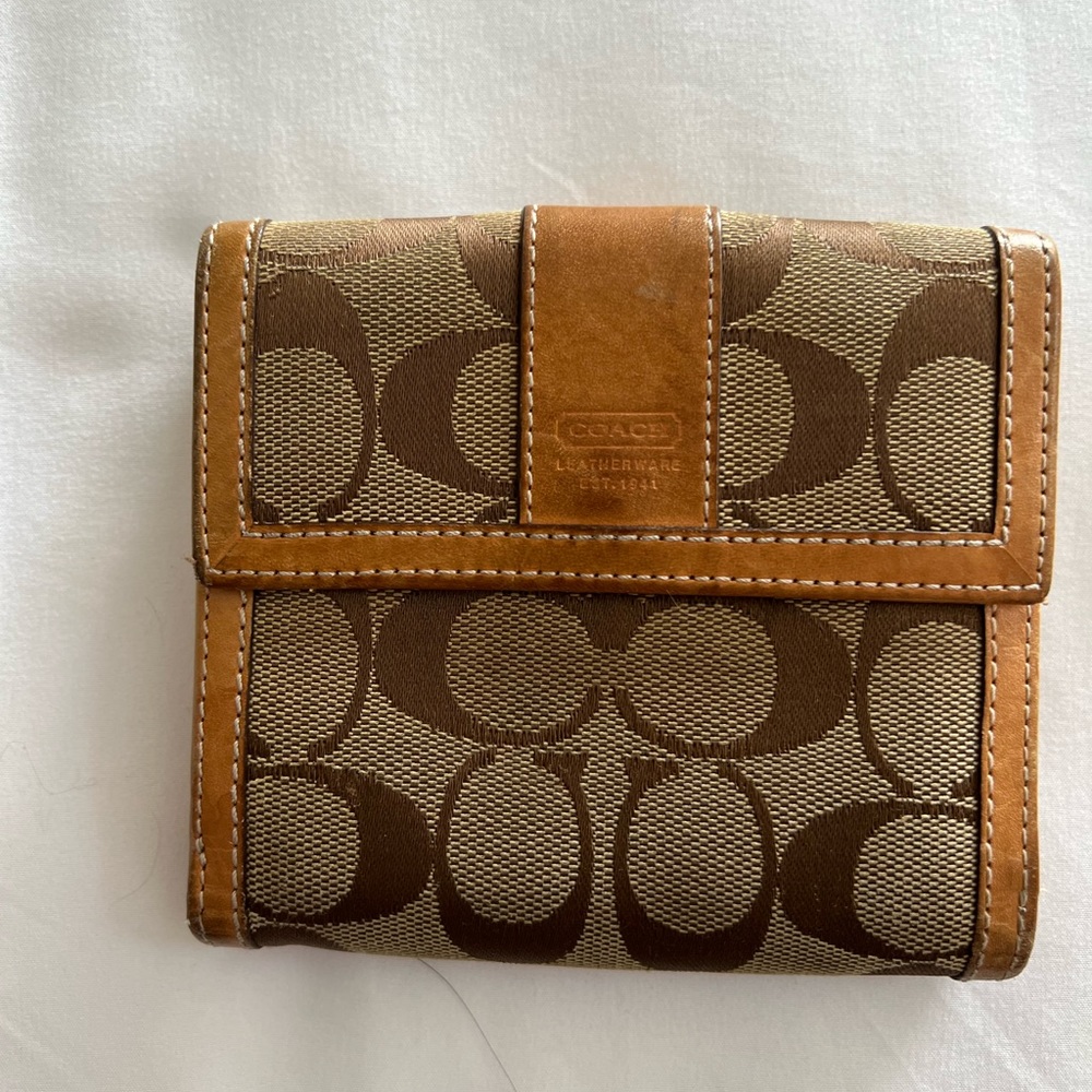 Vintage signature Coach wallet